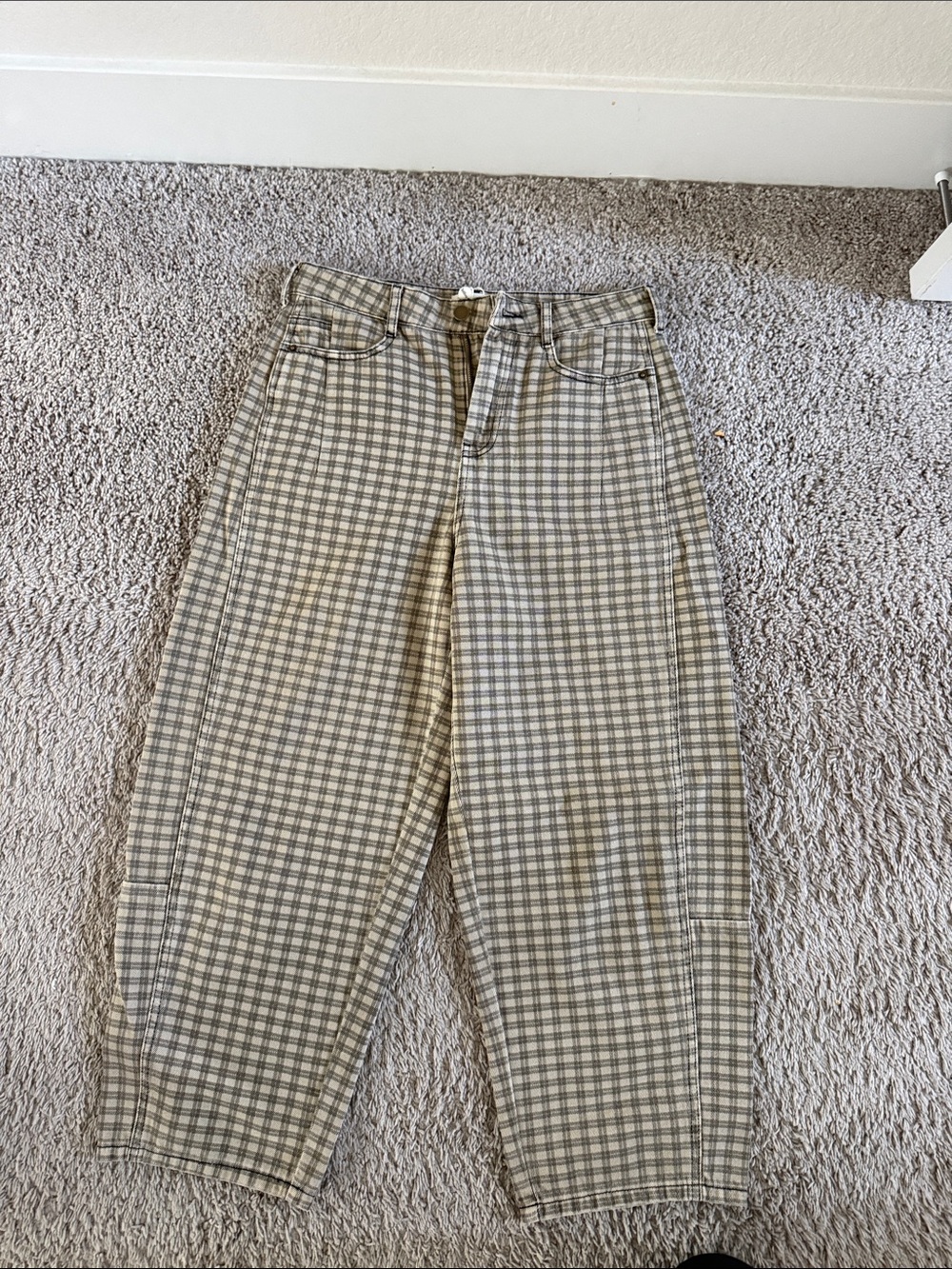 Women Checked Casual Pants - Beige Gray Plaid